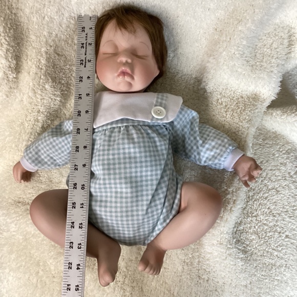 Paradise Galleries Precious In Their Sleep Andrew Ashley Dolls Diane Bucki Sleep - Picture 11 of 11